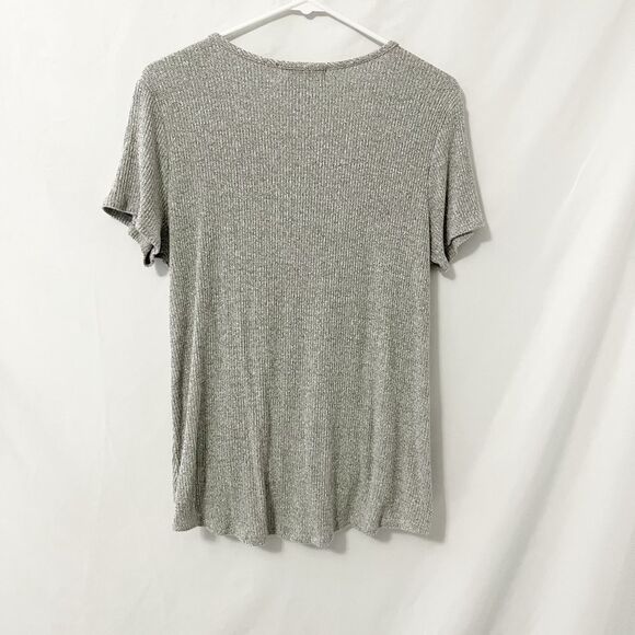 🟢Sinuous Grey Knit Short Sleeve Draped V Neck Top Size M - Picture 2 of 6